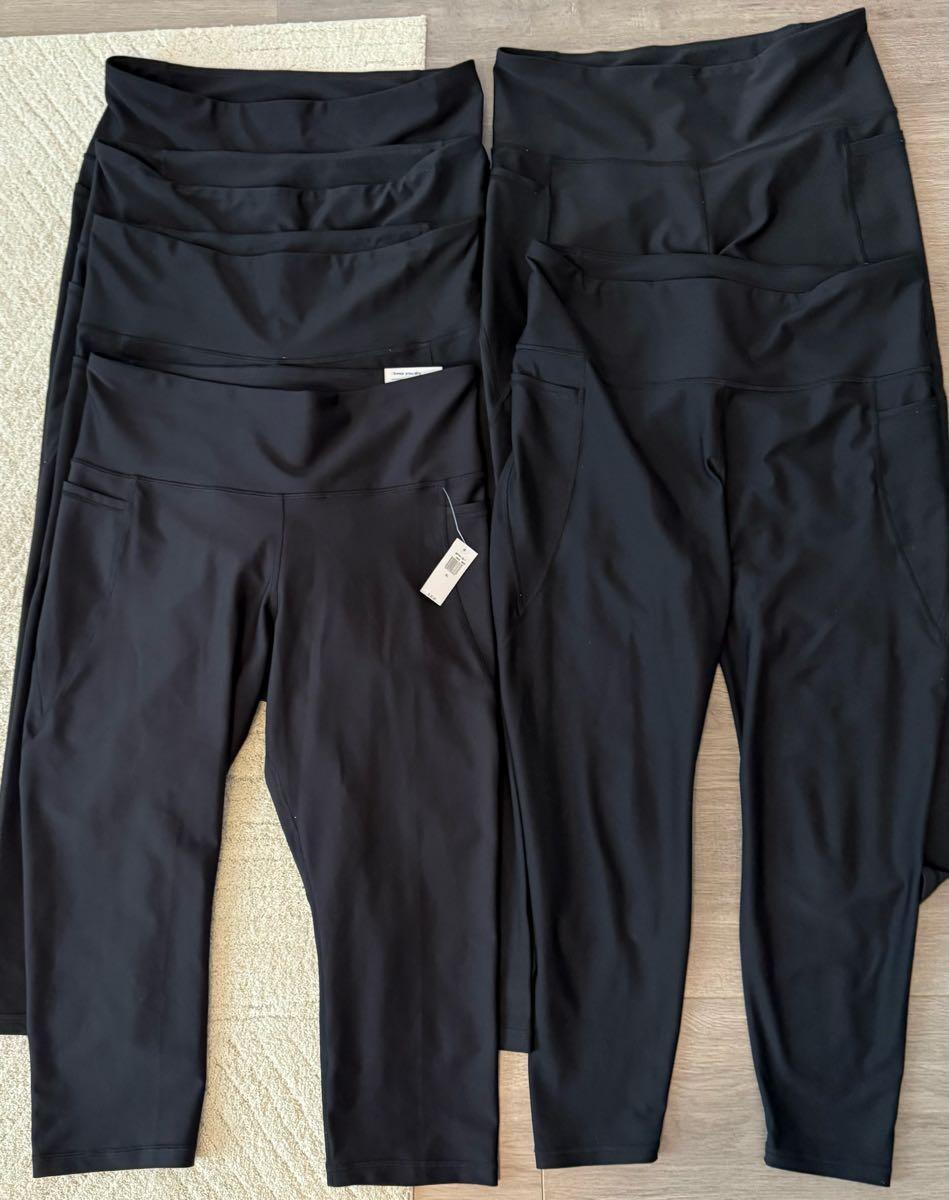 6 XL New & Like New Black Athletic Leggings—Retail 36.99 EACH