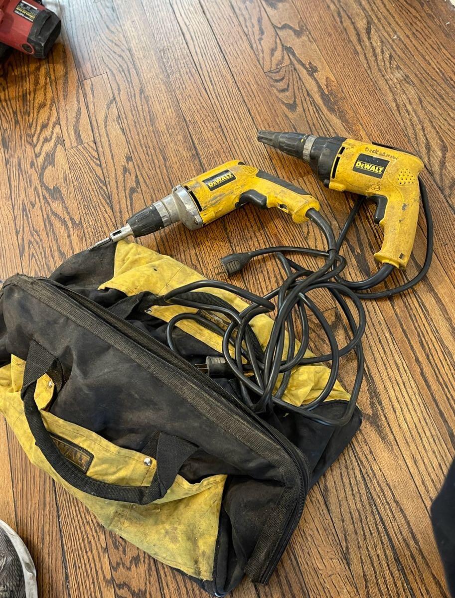 Dewalt 25 eaCorded Screw Guns , High Production Drywall and Decking