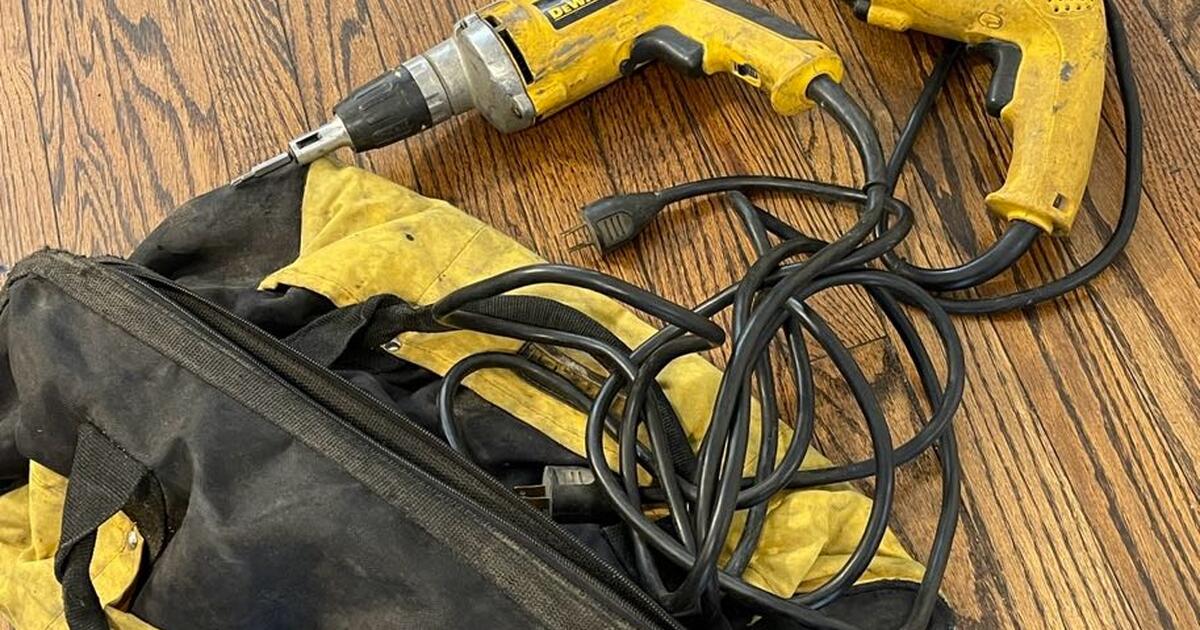 Dewalt 25 eaCorded Screw Guns , High Production Drywall and Decking