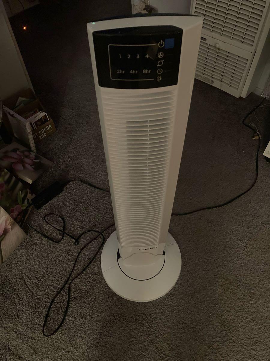 Lasko 36 Inch Wind Tower Fan With Remote Control u0026 Mini Fan For $20 In  Castro Valley, CA | For Sale u0026 Free — Nextdoor