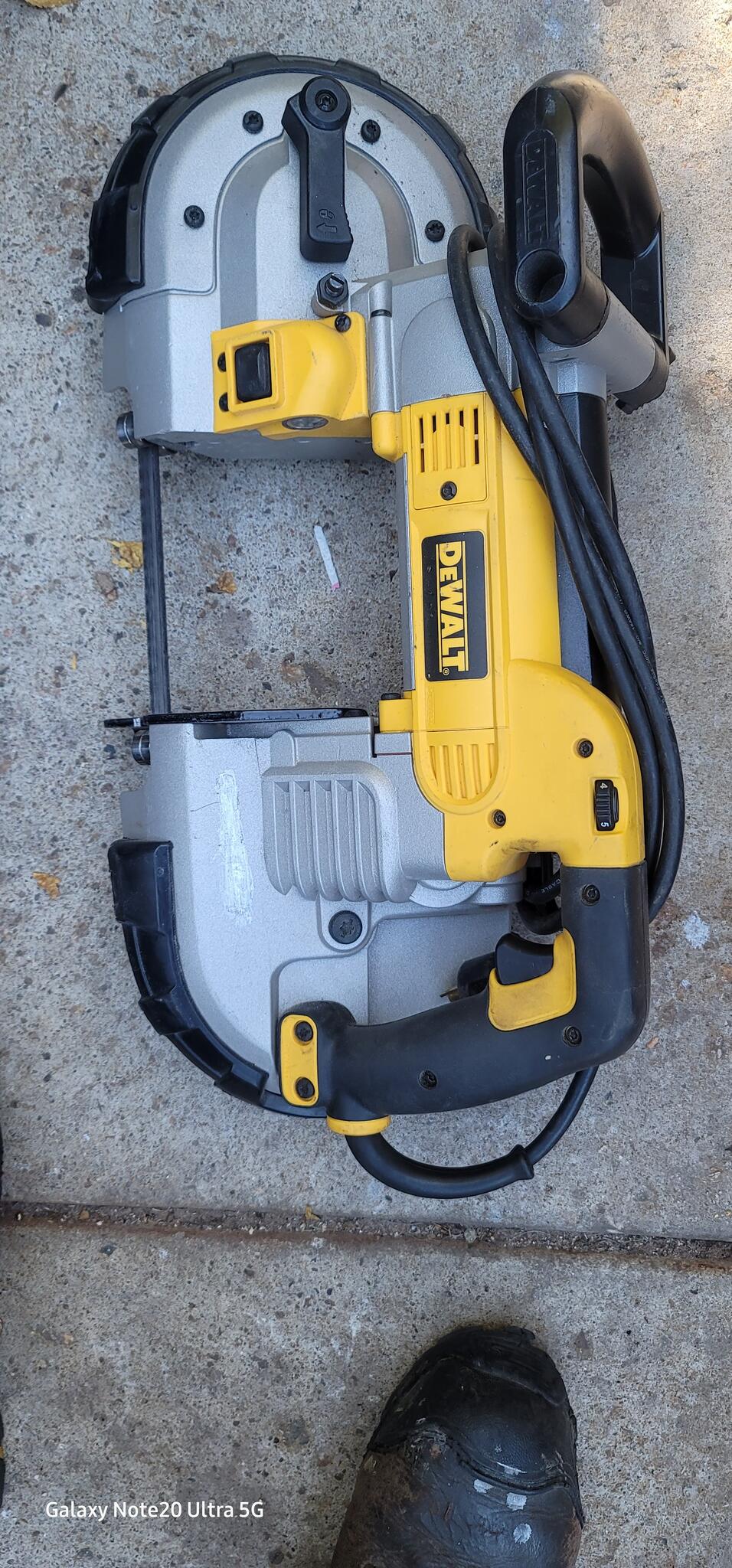 DEWALT BAND SAW LIKE NEW for 250 in Albuquerque, NM For Sale & Free
