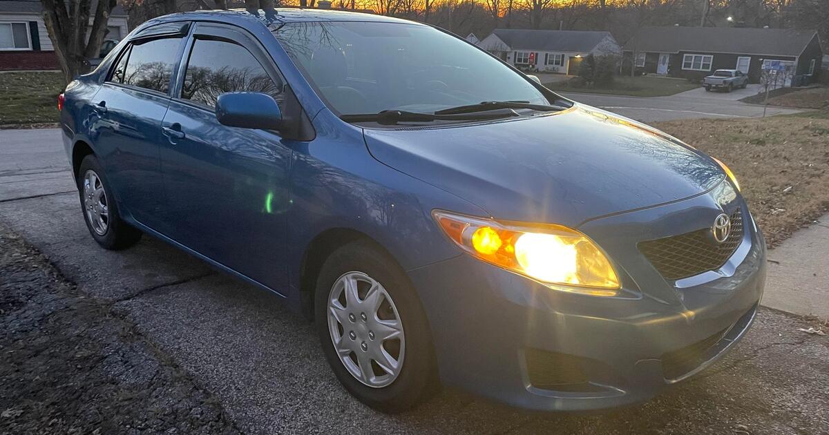 2010 toyota corolla for 5500 in Overland Park, KS For Sale & Free