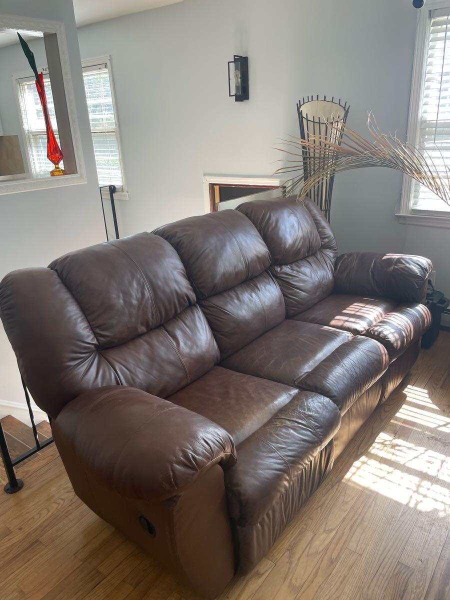 Couch recliner for free for Free in Trumbull, CT | For Sale & Free ...