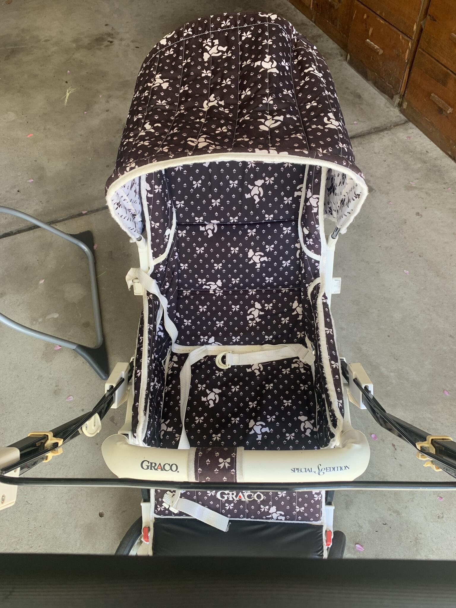 Vintage Graco Special Edition Stroller For $55 In Papillion, NE | For Sale  & Free  Nextdoor