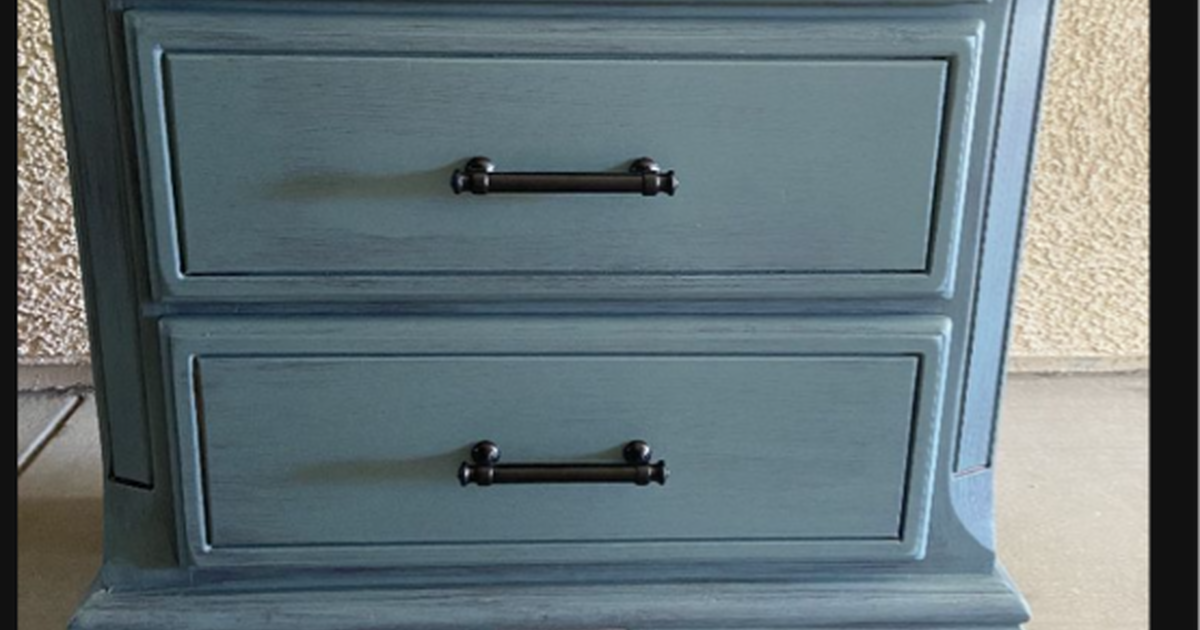 Bedside Table/ small dresser/ end table for 45 in San Juan