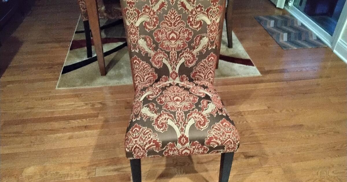 Dining Room Chairs for 150 in Elgin, IL Finds — Nextdoor