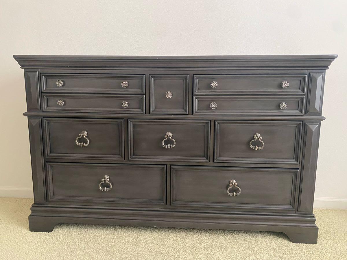 3 piece dressers/nightstand for 600 in San Diego, CA For Sale & Free