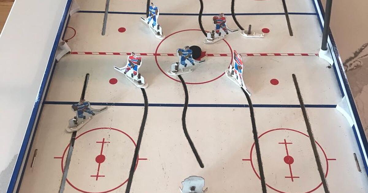 Vintage Bobby Hull Table Top Hockey Game for 75 in Leland, NC For