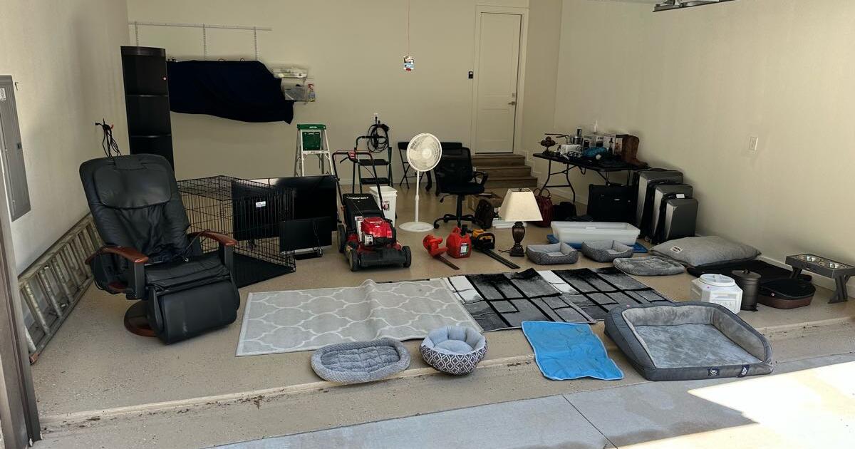 Garage Sale Lake Kiowa Residents for 123 in Gainesville, TX Finds