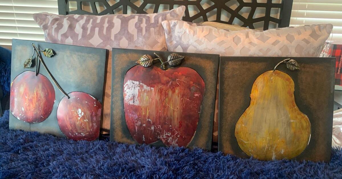 Metal Fruit Decor lot of 3 for 15 in San Antonio, TX Finds — Nextdoor