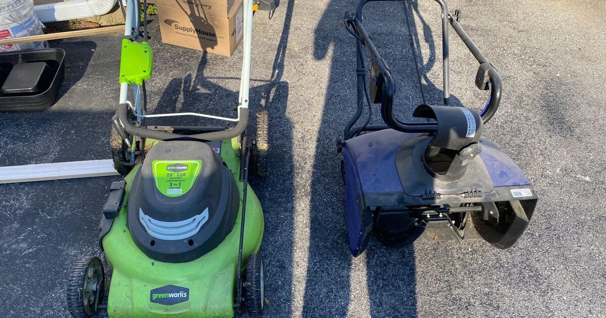 Electric lawn mower and snow blower for 25 in Downingtown, PA Finds