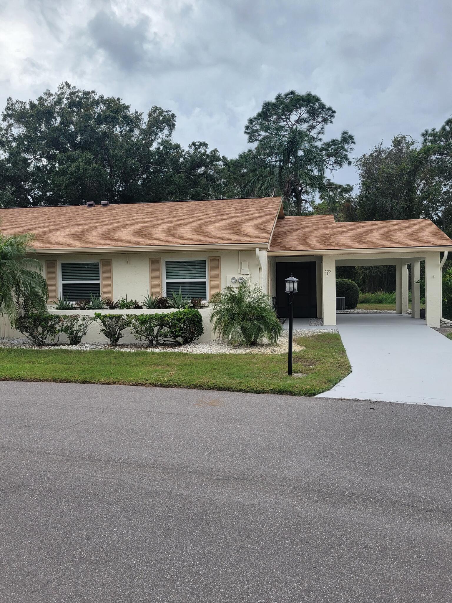 Condo. Kings Pt for 225000 in Sun City Center, FL For Sale & Free