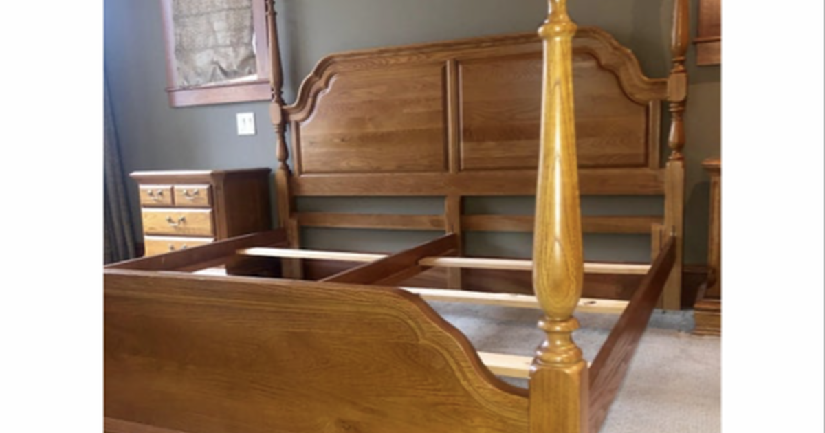 Solid Oak King Bed Frame for 150 in Fernandina Beach, FL For Sale