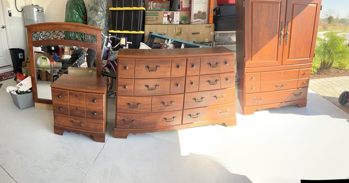 3 piece Ashley furniture for 250 in Kissimmee, FL For Sale & Free