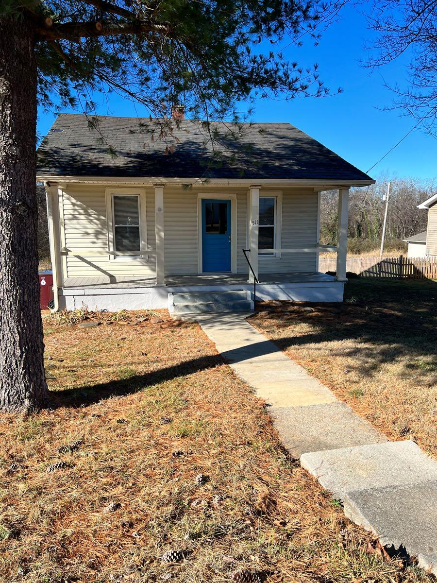 For rent 2 bed, 1 bath, 511 E Lincoln Rd, Alcoa, TN for 1500 in Vonore, TN For Sale & Free