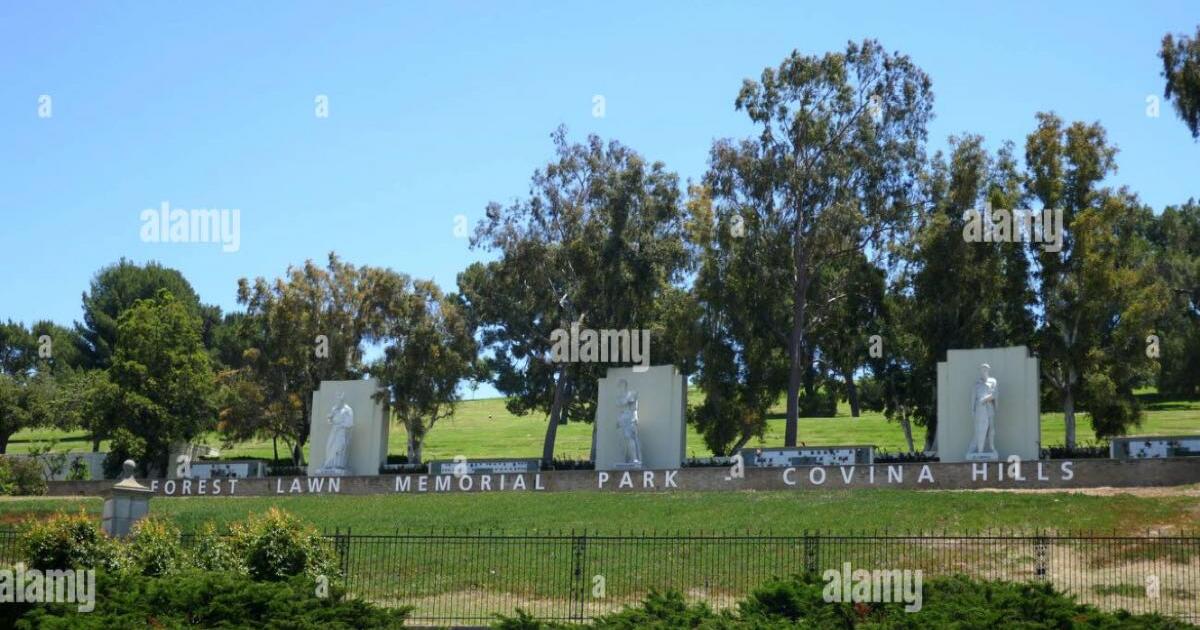Sale Pending 2 Burial Plots Forest Lawn Covina for Free in Rancho