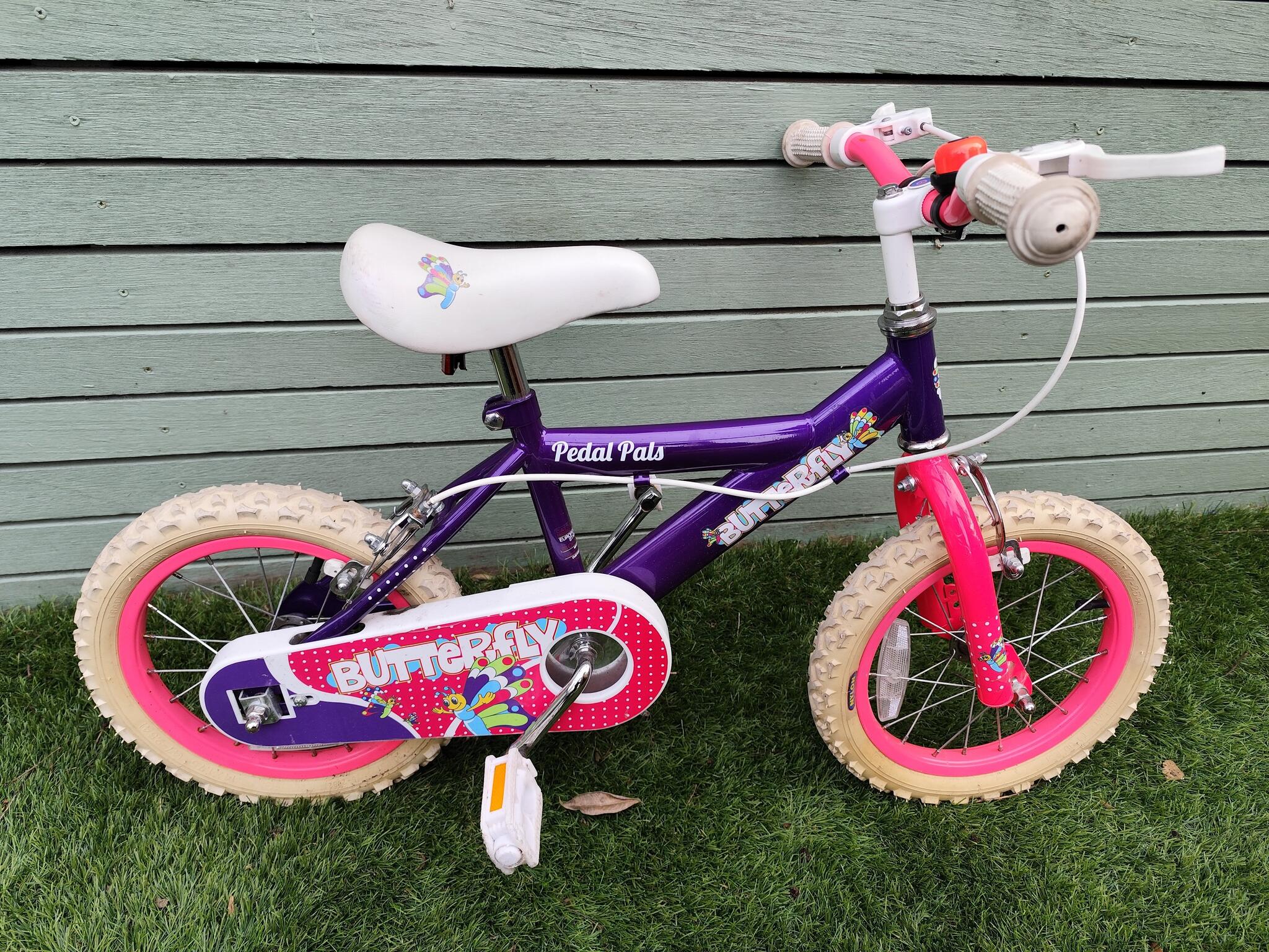 Butterfly Pedal Pals 16 Inch Bike Pedal Pals Butterfly 14 Inch Kids  Mountain Bike WAREHOUSE RETURNS