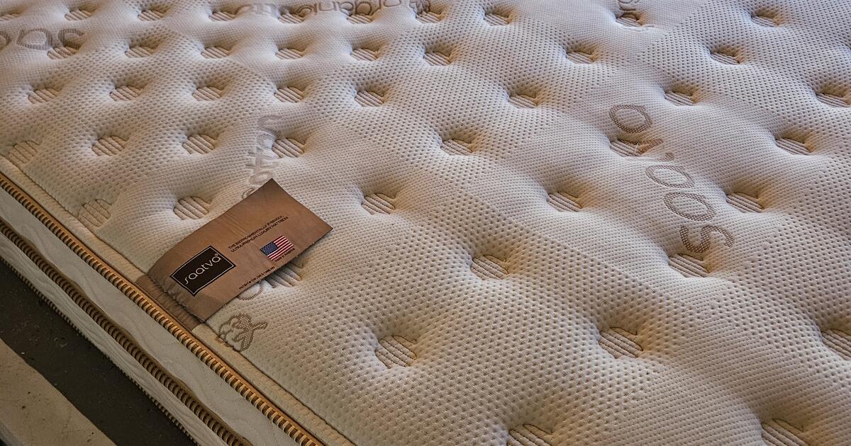 SAATVA MATTRESS in Encinitas, CA For Sale & Free — Nextdoor