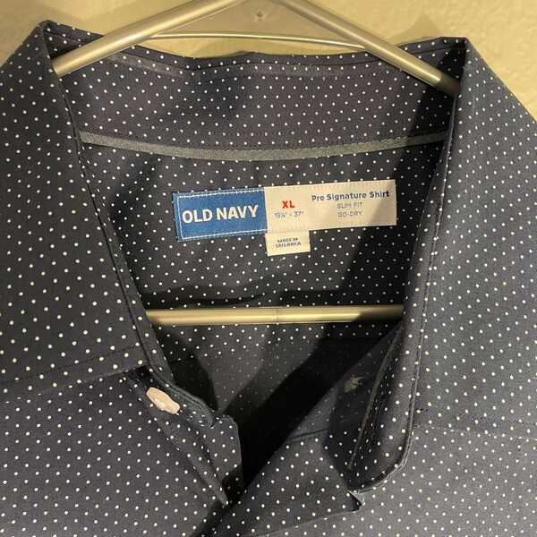 Old Navy Slim-Fit Pro Signature Performance Go Dry Dress Shirt For Men XL For $20 In Grapevine, TX | For Sale & Free Nextdoor Old Navy Slim-Fit Pro Signature Performance Go Dry Dress Shirt For Men XL For $20 In Grapevine, TX | For Sale & Free Nextdoor