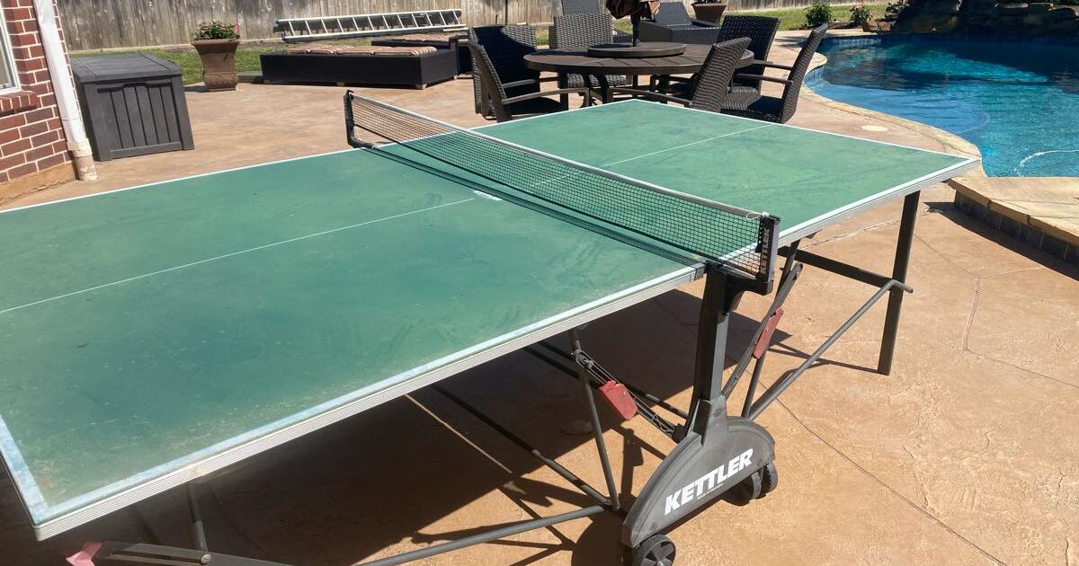 Outdoor ping pong table for 100 in Sugar Land, TX For Sale & Free
