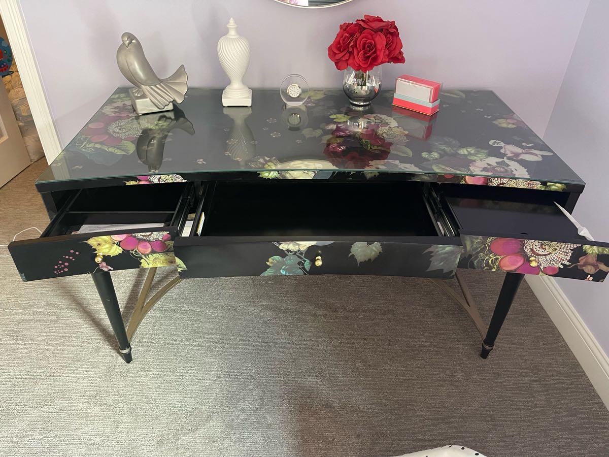 Fleur de glee on sale writing desk