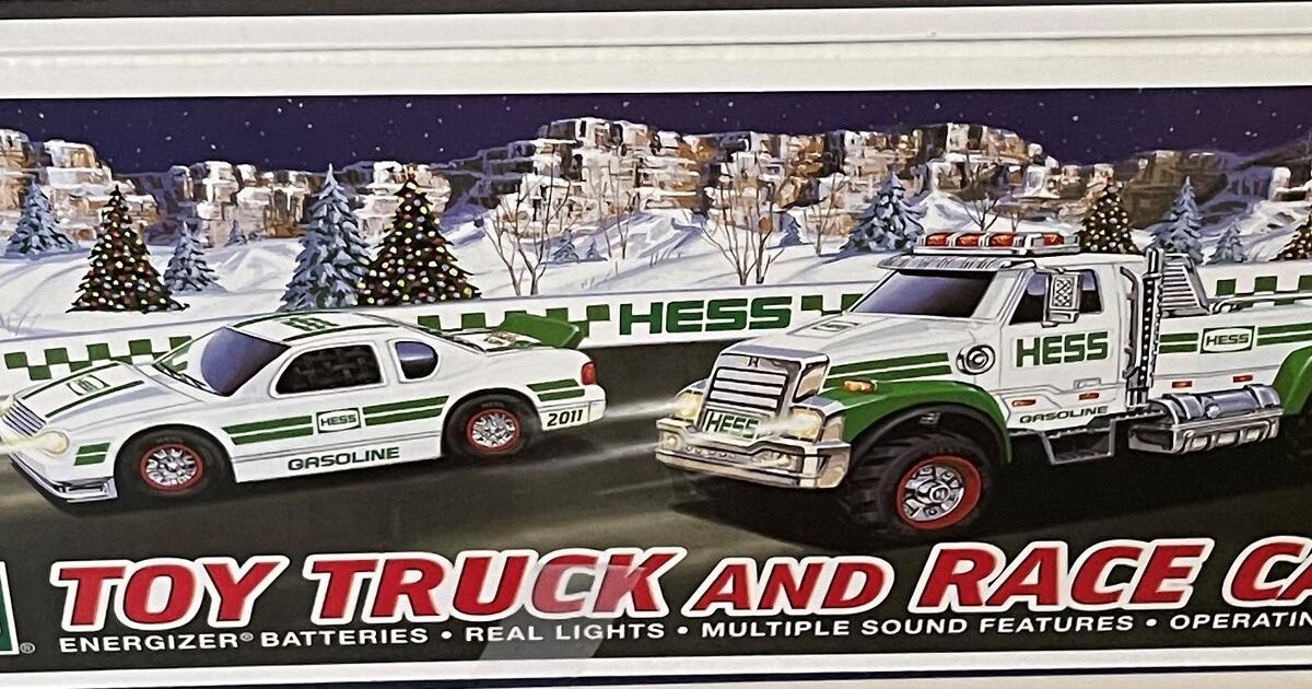 Hess truck for 15 in Sparta, NJ For Sale & Free — Nextdoor