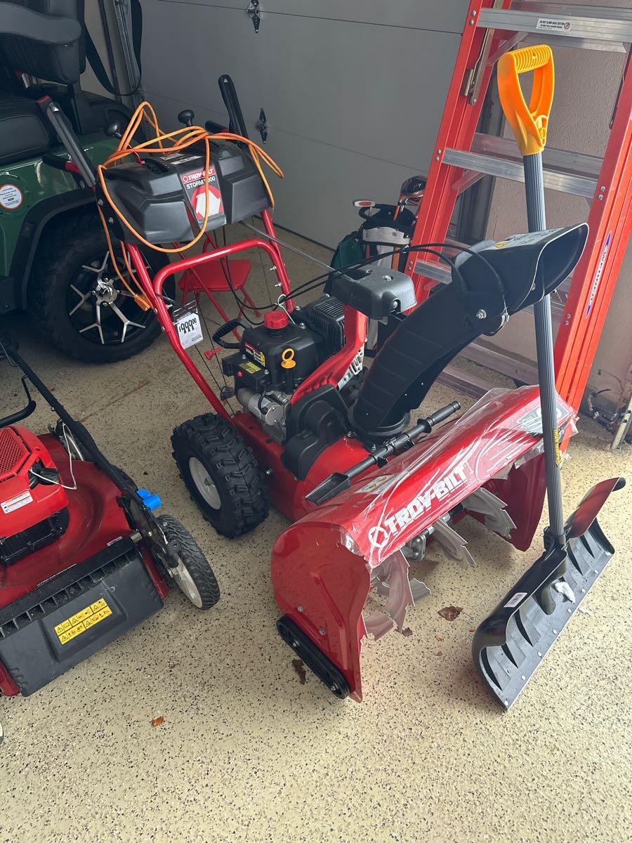 Vic's lawn mower & small engine repair sale