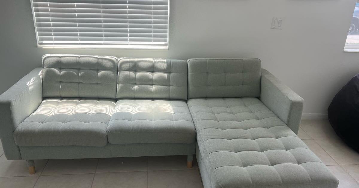 2 piece couch for 300 in Tampa, FL For Sale & Free — Nextdoor