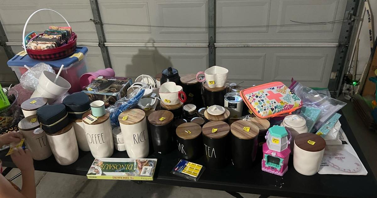 Eagle Ridge Yard Sale in Phoenix, AZ For Sale & Free — Nextdoor