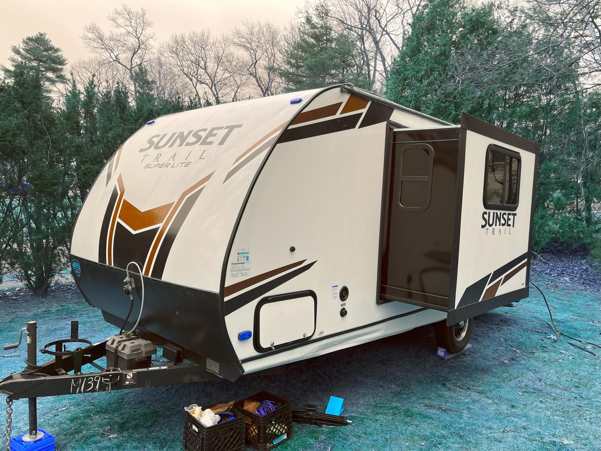 2021 Crossroads Sunset Trail 185RK Super Lite travel trailer camper for 19000 in Nashua, NH