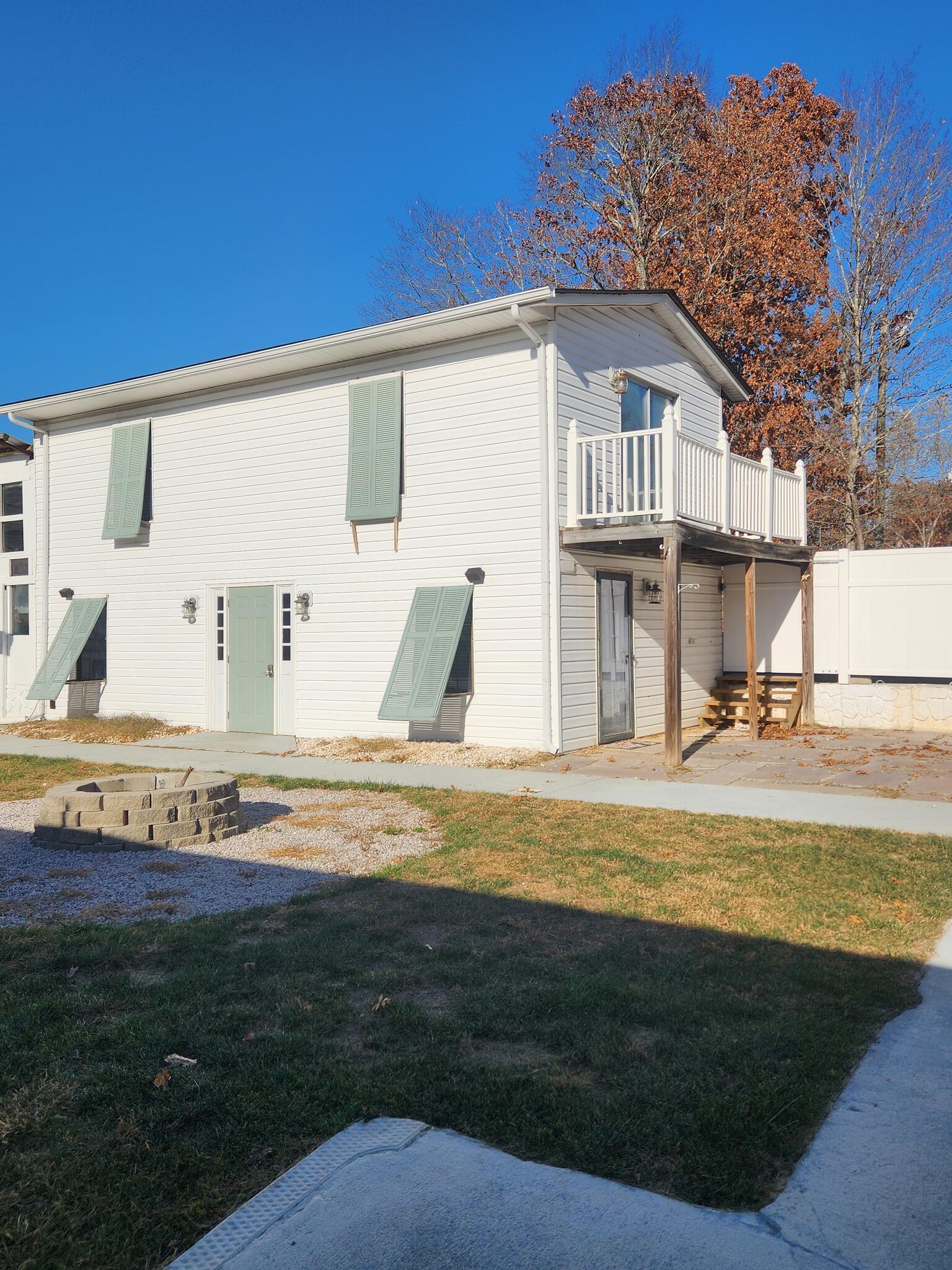 Guest House For Rent 1500 for 1500 in Corryton, TN For Sale & Free