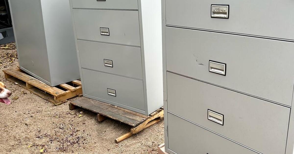 FIREPROOF LATERAL FILE GUN SAFE **878 POUNDS** 55 X 39 X 24 for