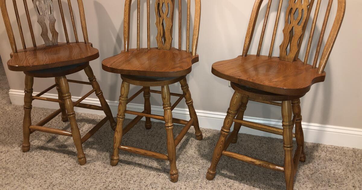 Oak bar stools for 75 in Columbia, MO Finds — Nextdoor