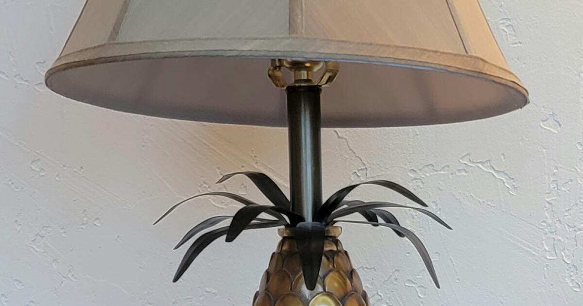 Pineapple Lamps for 20 in La Quinta, CA For Sale & Free — Nextdoor
