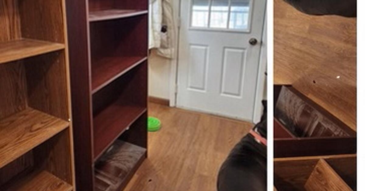 2 bookcases in Rochester, NY For Sale & Free — Nextdoor