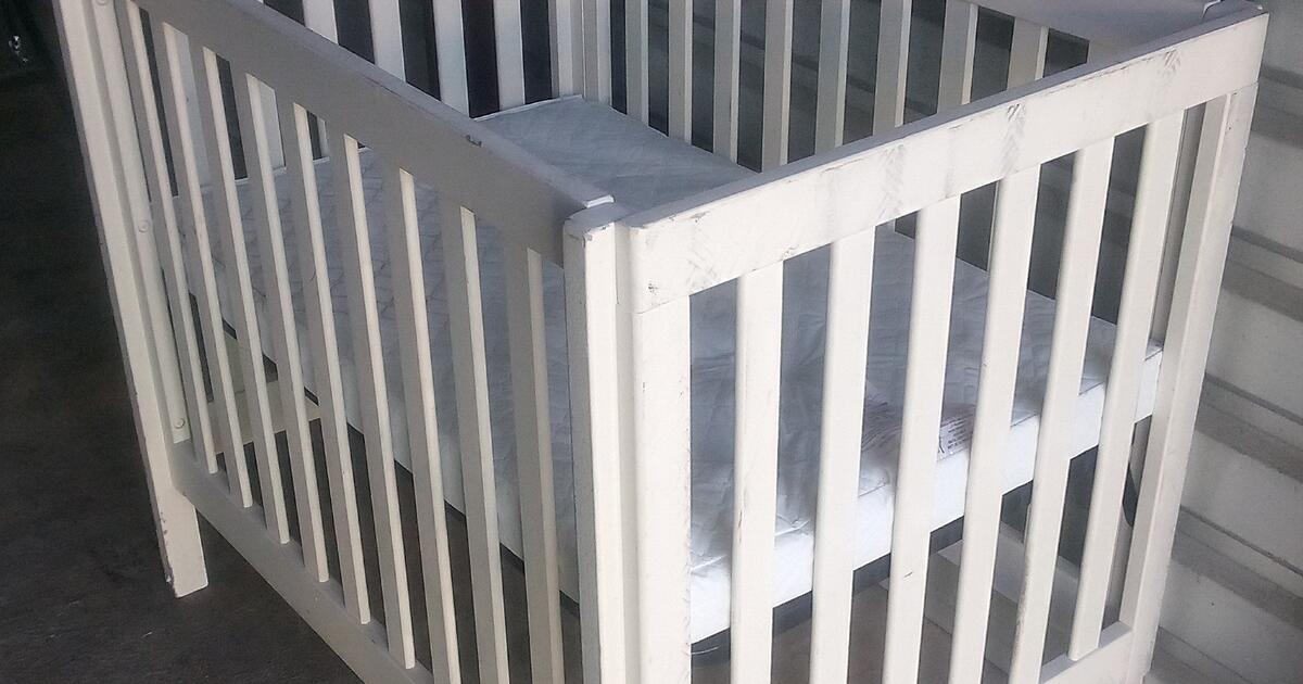 Crib With Mattress for 65 in Baton Rouge, LA For Sale & Free — Nextdoor
