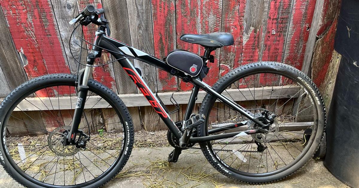 Bikes men and ladies for 1400 in Sacramento, CA For Sale & Free