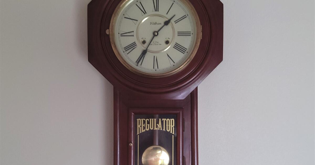 Watham Regulator Schoolhouse Wind Up Chiming Wall Clock for 140 in