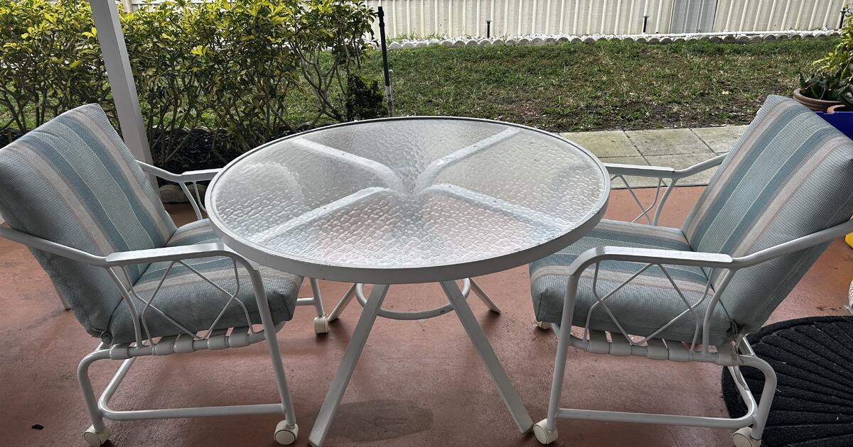 Patio Set for 75 in Boynton Beach, FL For Sale & Free — Nextdoor