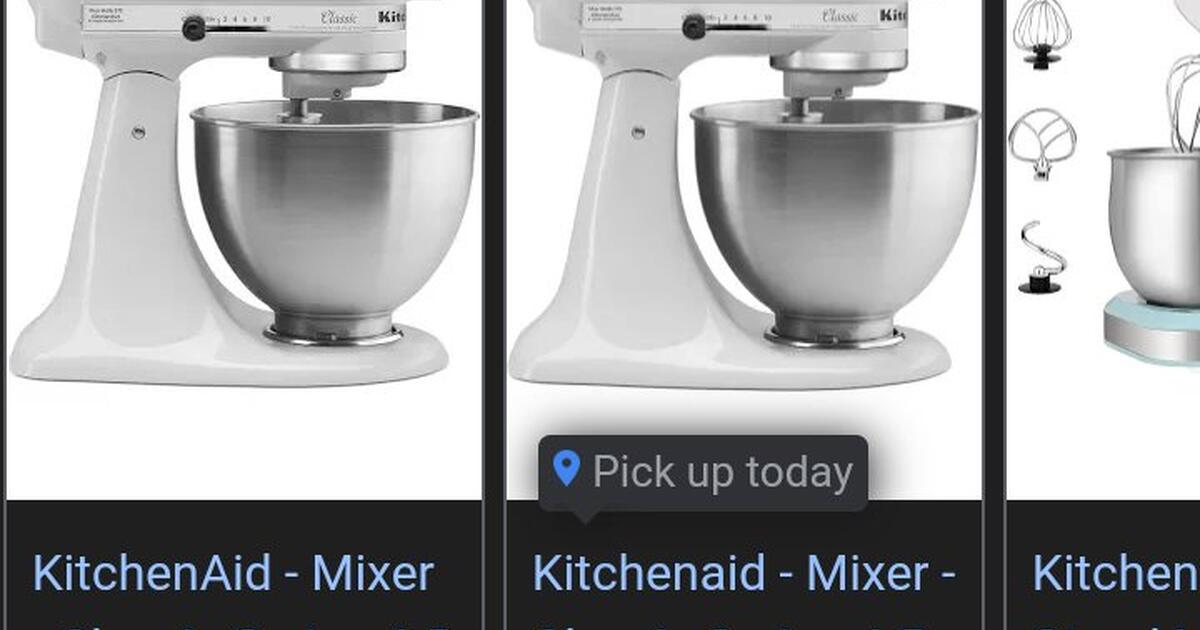 Kitchenaid Mixer And Accessories for 175 in Shenandoah, TX For Sale