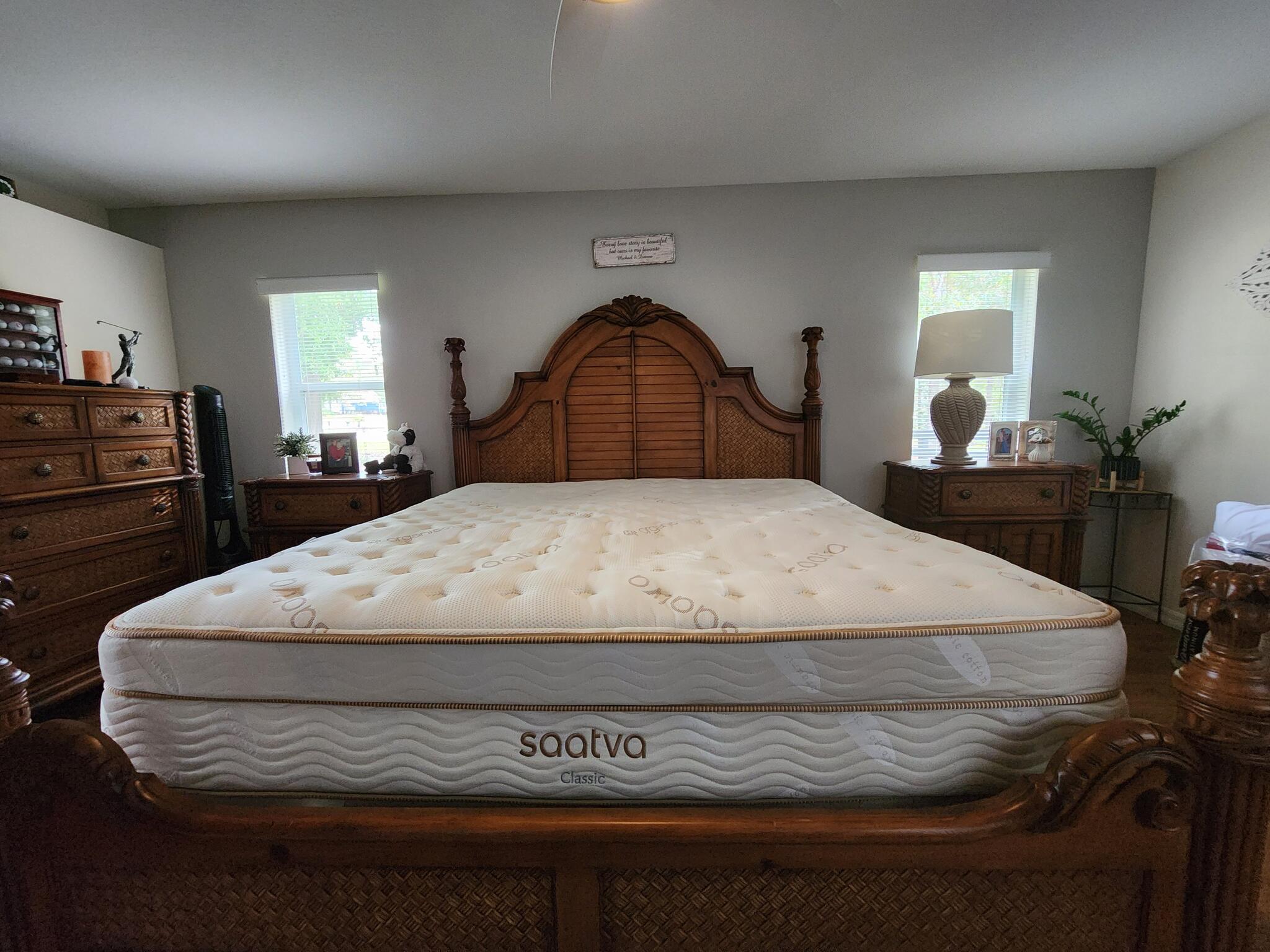 Saatva King Luxury Firm Mattress Includes Foundation for 900 in