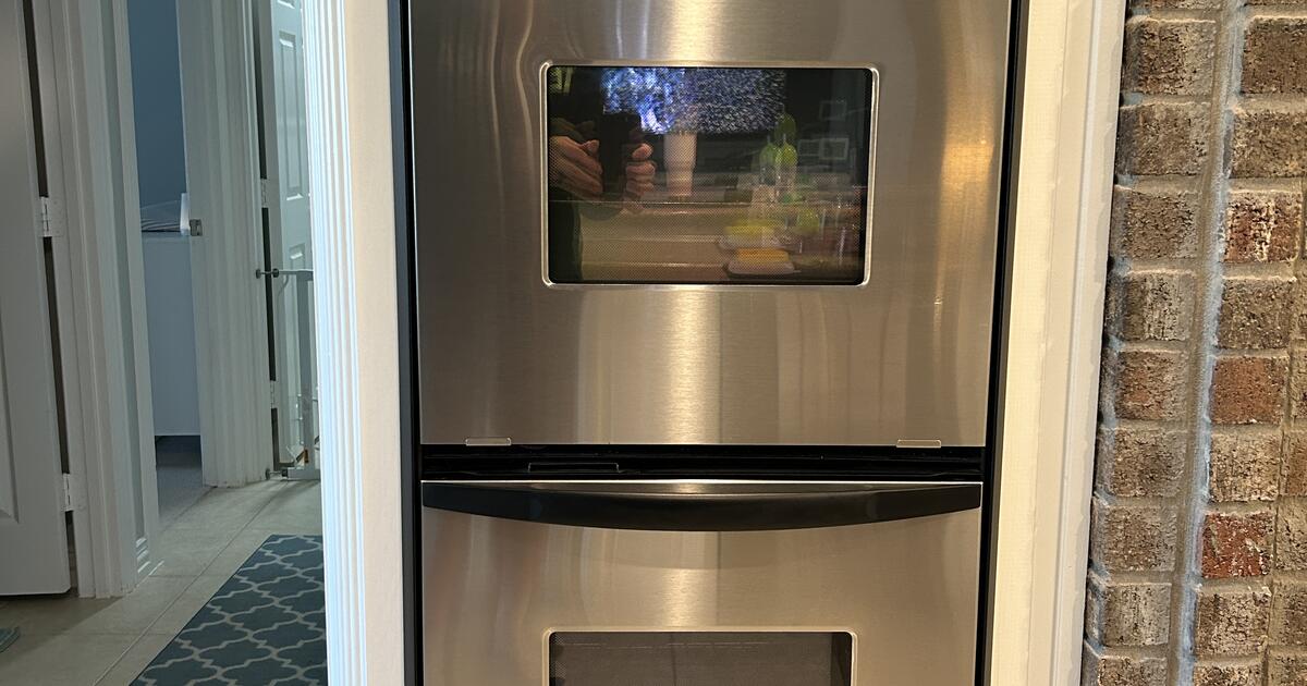 Whirlpool RBD245PRB 24 Inch Double Electric Wall Oven for $650 in ...