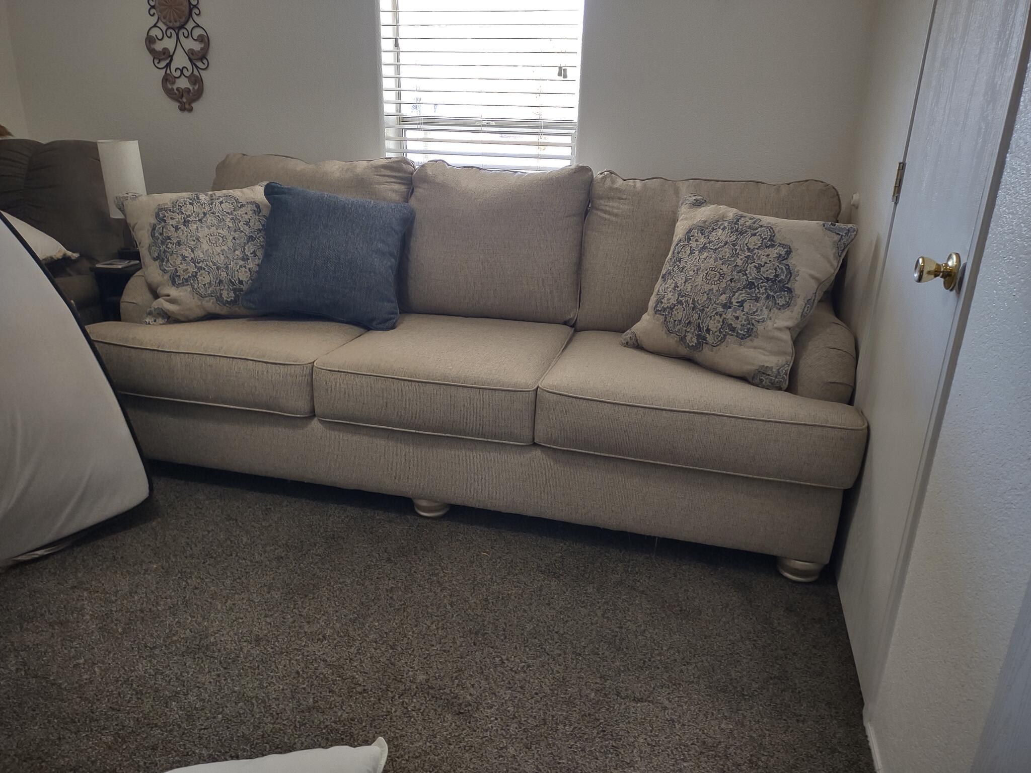Queen sofa sleeper for 175 in Yuma, AZ For Sale & Free — Nextdoor