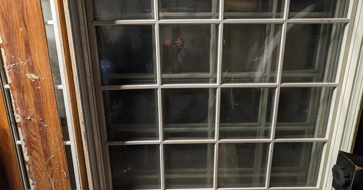 PELLA LIFESTYLE SERIES FIXED CASEMENT WINDOWS for 1000 in Seattle, WA