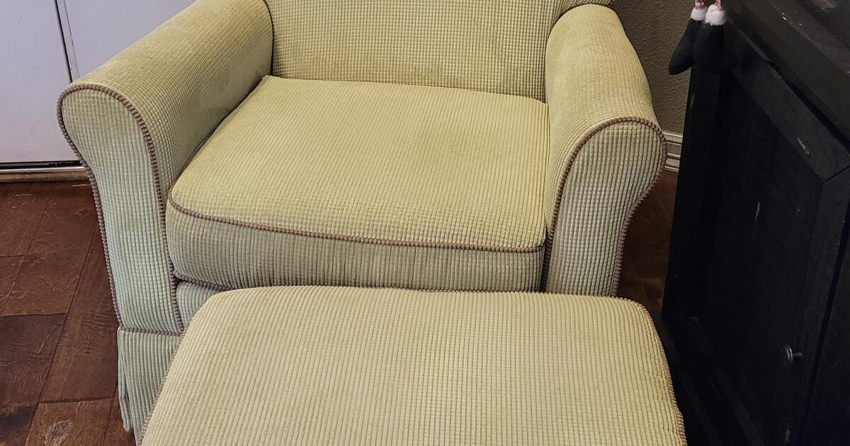 Best Chairs Inc Light Lime Green Swivel Glider And Rolling Ottoman for