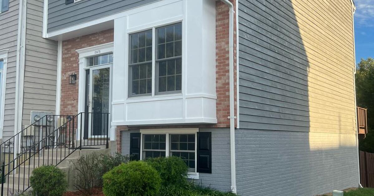 Beautiful Townhouse in Waldorf for Sale in Fort Washington, MD For