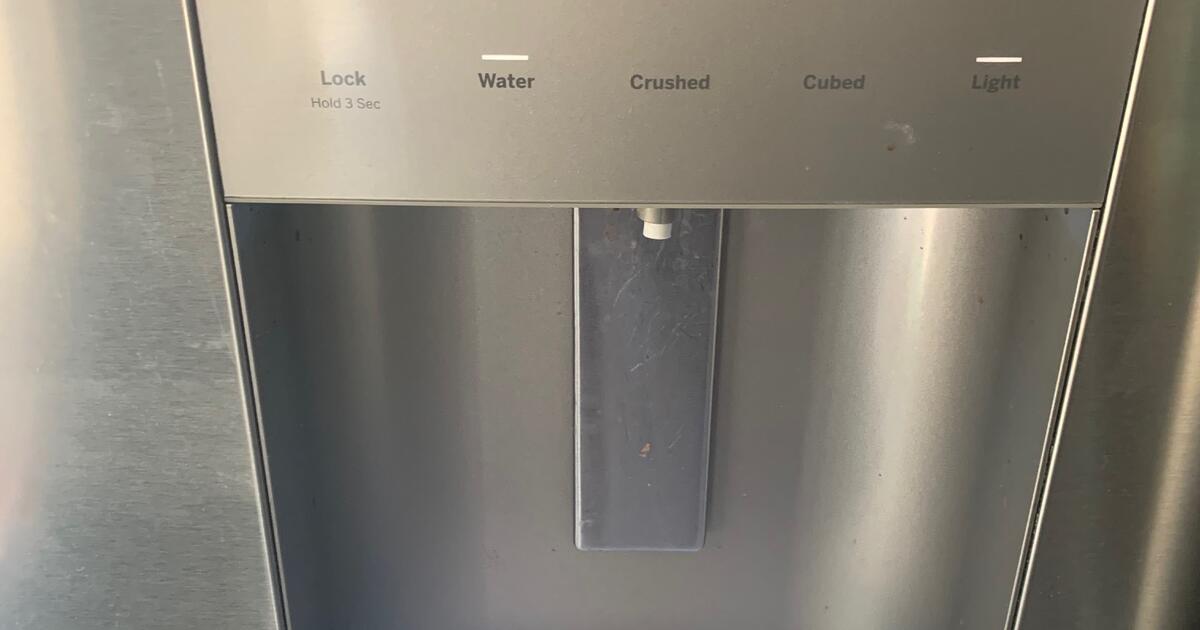 GE® ENERGY STAR® 25.6 Cu. Ft. FrenchDoor Refrigerator for 450 in