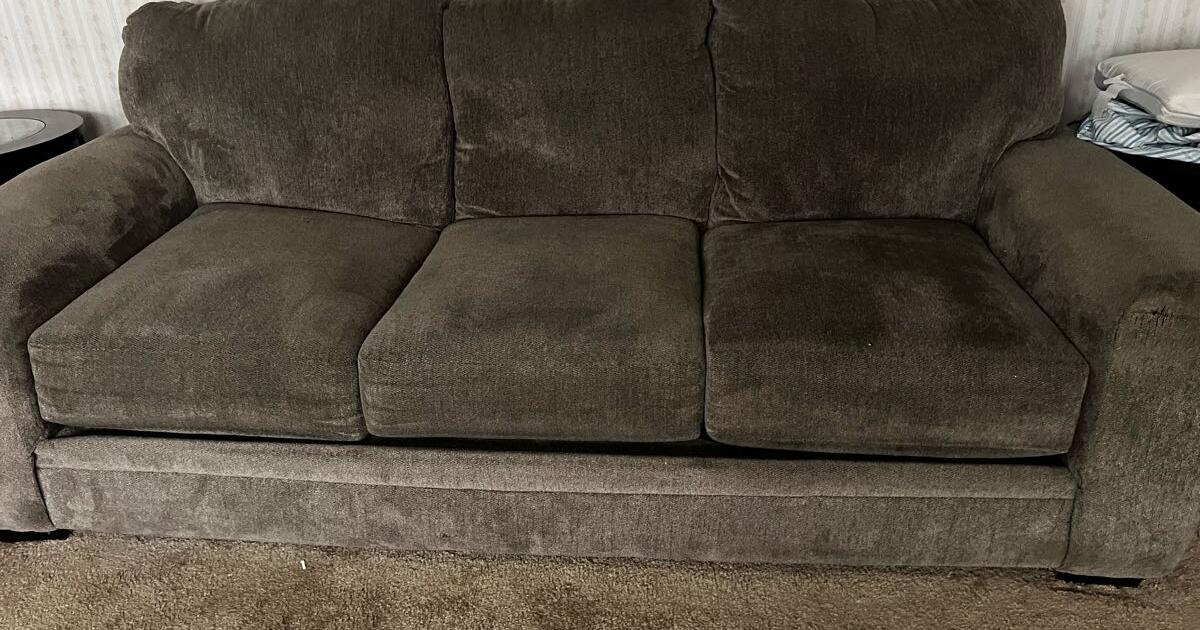 Brand new couch for 40 in Leicester, MA For Sale & Free — Nextdoor