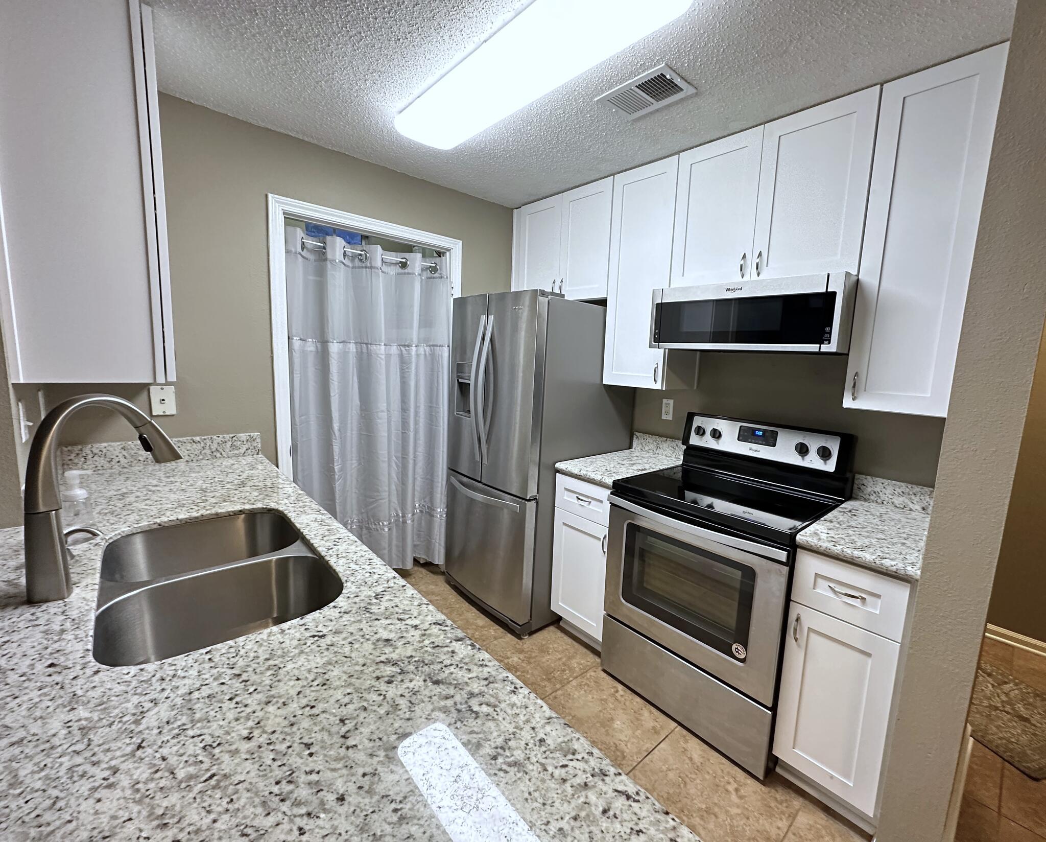 1st Floor Emerald Forest Condo (1Bedroom/1Bath) 350 Emerald Forest Blvd