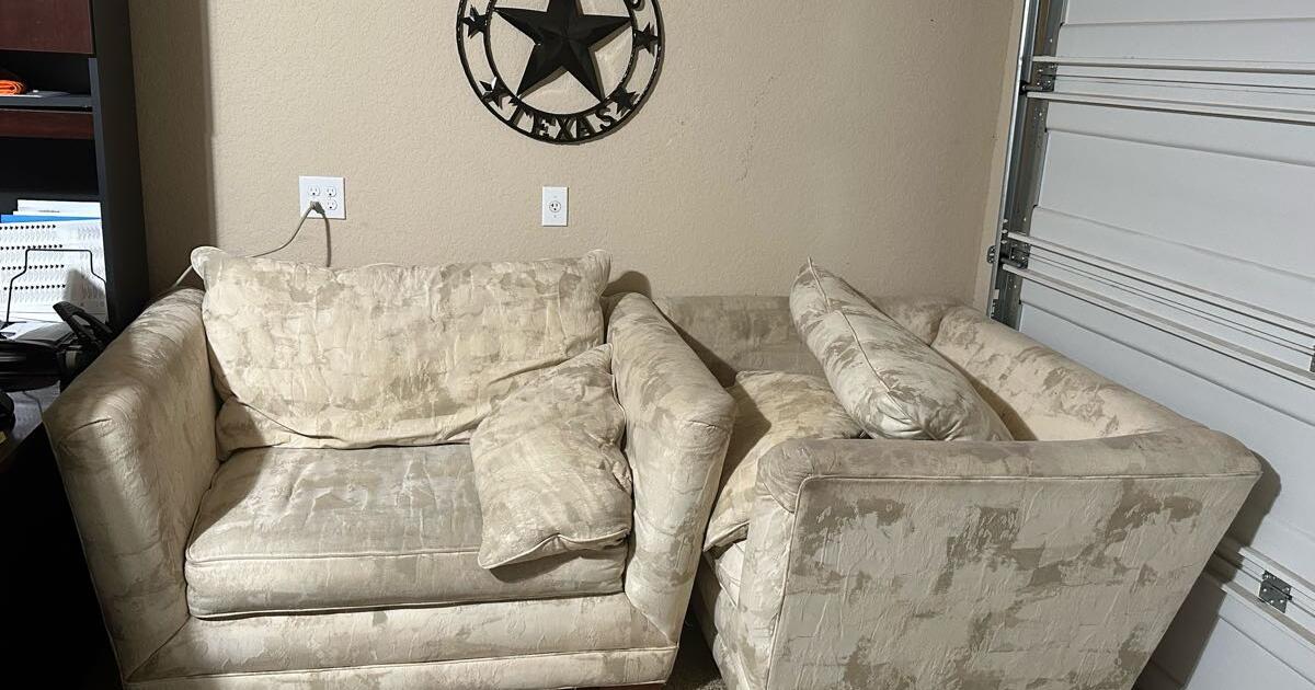 Chairs for Free in New Braunfels, TX Finds — Nextdoor